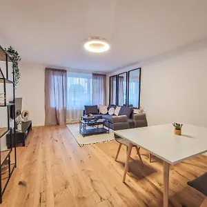 Feelhome - Design - Kitchen - Kingbed - Smart Tv Apartment Wien